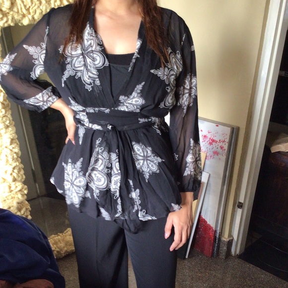 Ann Taylor blouse - Picture 6 of 6